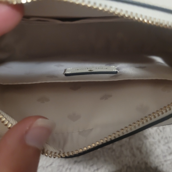 FINAL SALE Kate Spade Bee Purse - Picture 5 of 7